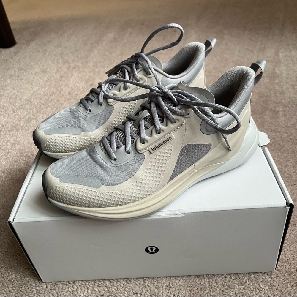 Lululemon Blissfeel Trail Women's Running Shoes